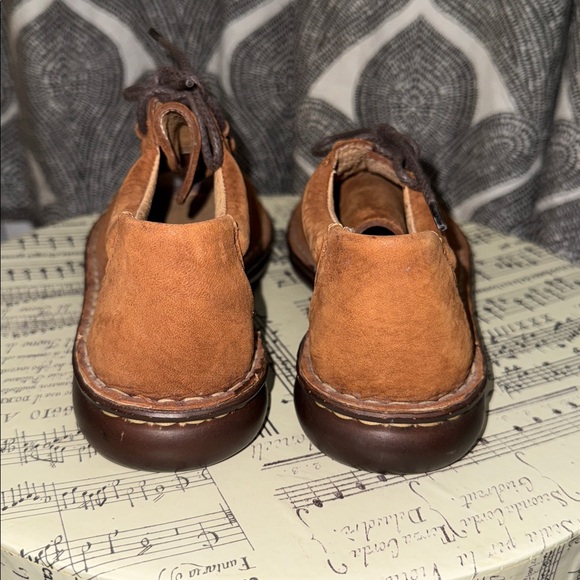 Born Brown Suede/ Brushed Leather Lace Up Oxford Loafers SZ EU 37/ US 6.5 - Picture 5 of 9